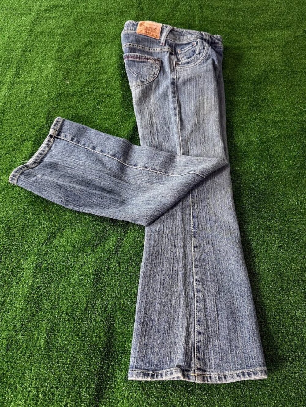 Levi's Girls Size 12 Regular Flare Jeans Adjustable Waist Blue Medium Wash Y2K